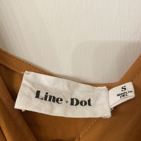 REVOLVE Line & Dot Thea Square Neck Blouse in Caramel - Picture 7 of 8